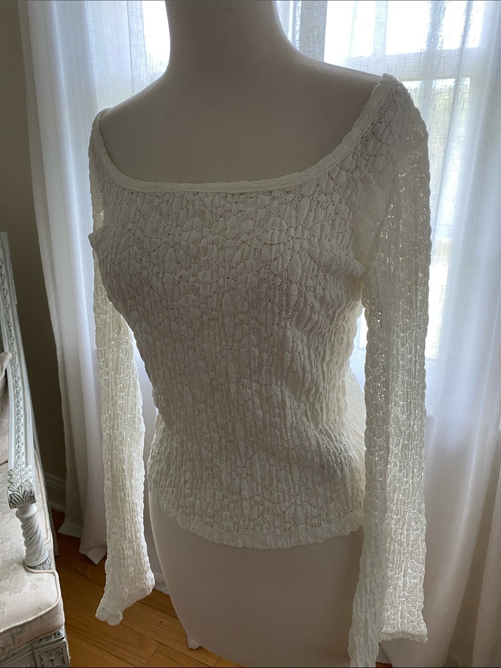 Women’s Cream Lacy Long-Sleeve Sweater